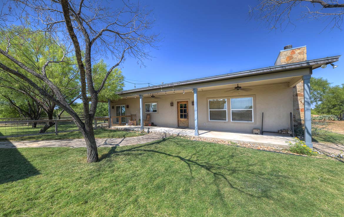 Mesquite Flats Ranch 493 Acre Ranch Medina County Image 1