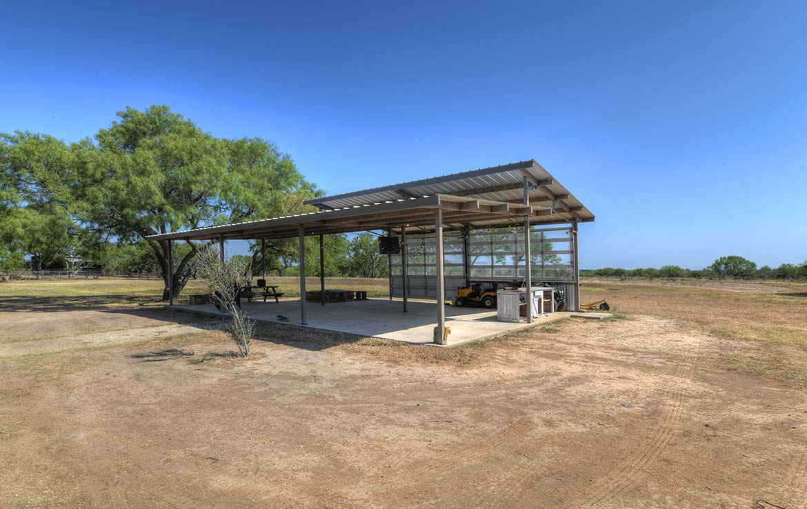 Mesquite Flats Ranch 493 Acre Ranch Medina County Image 9