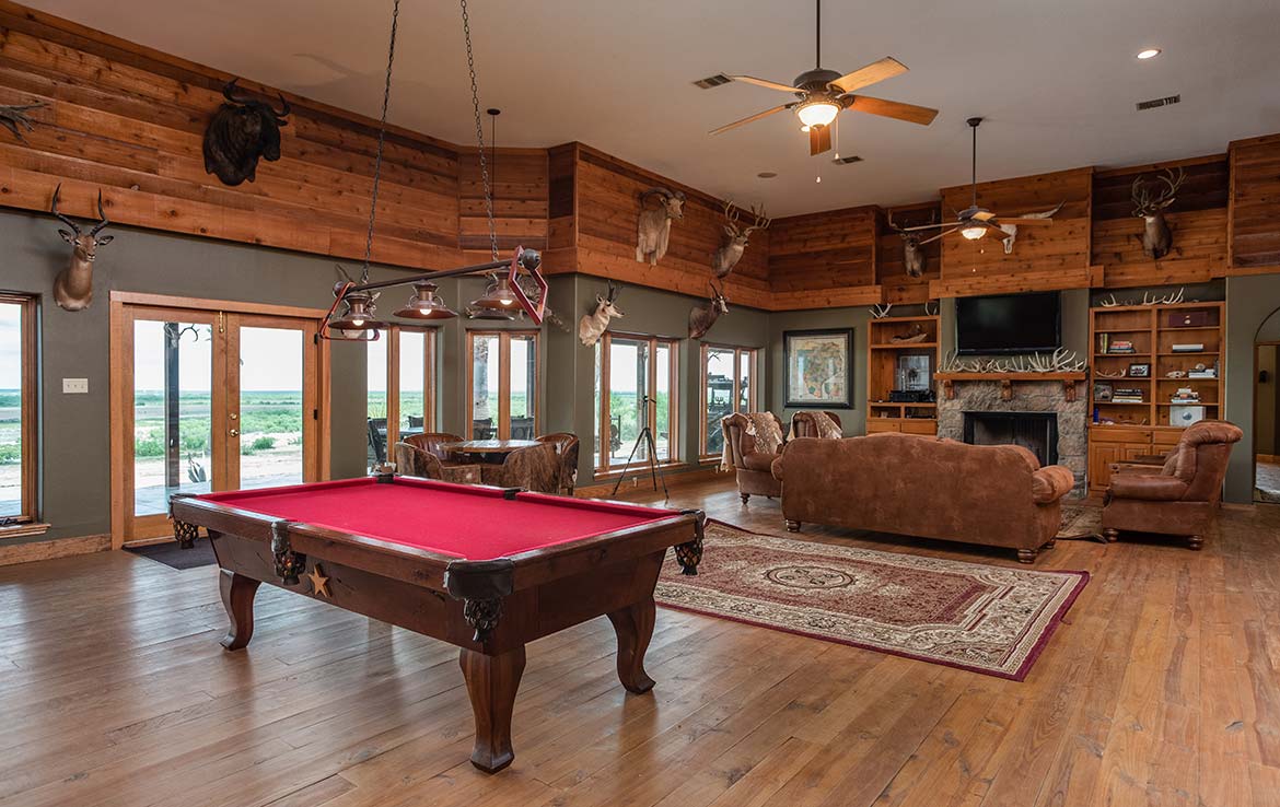 Catarosa Ranch 2596 Acre Ranch Dimmit County Image 3