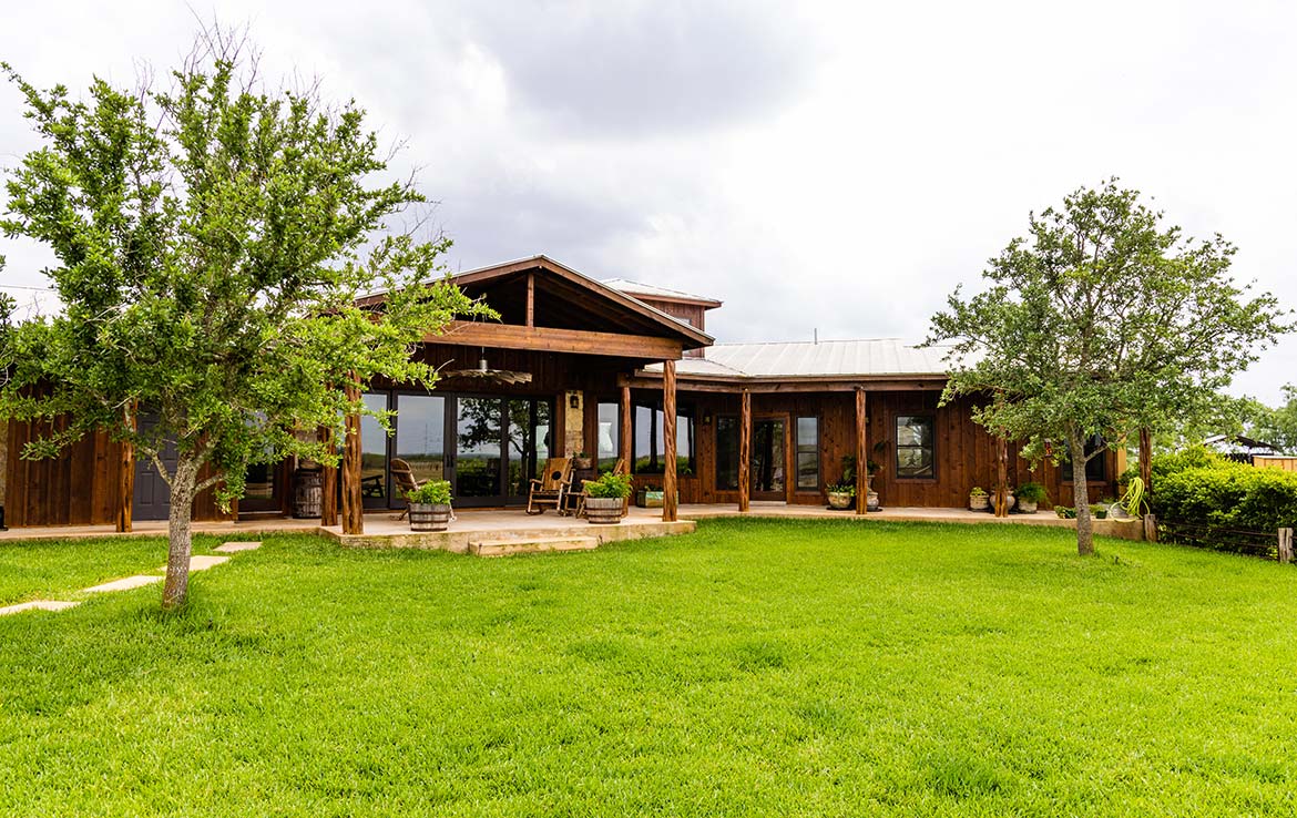 Roca Seca Ranch 2108 Acre Ranch Frio County Image 1