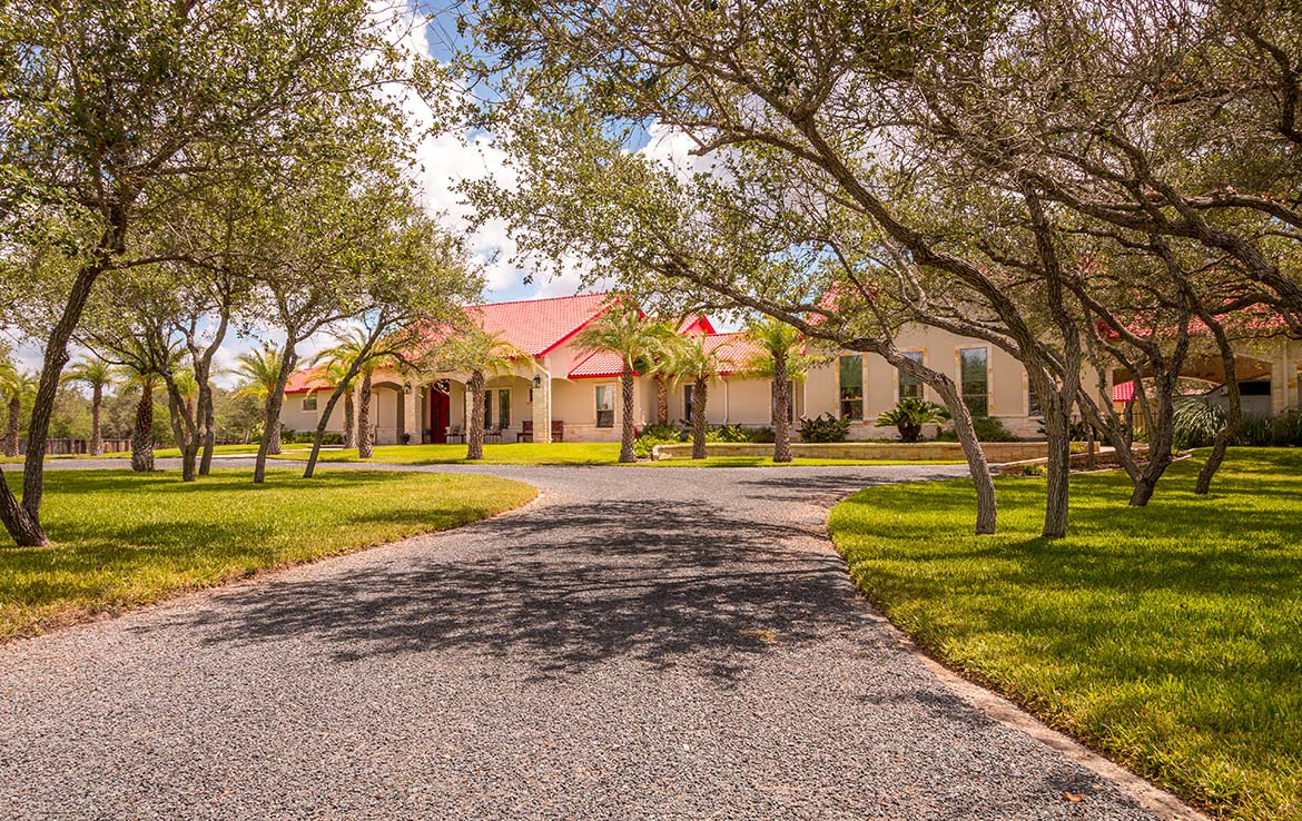 Cothern’s Trophy Oaks Ranch 144 Acre Ranch Goliad County Image 2