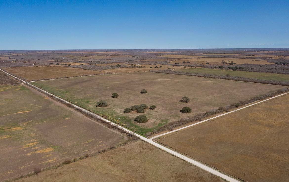 Live Oak Fields Texas Ranch Sales, LLC