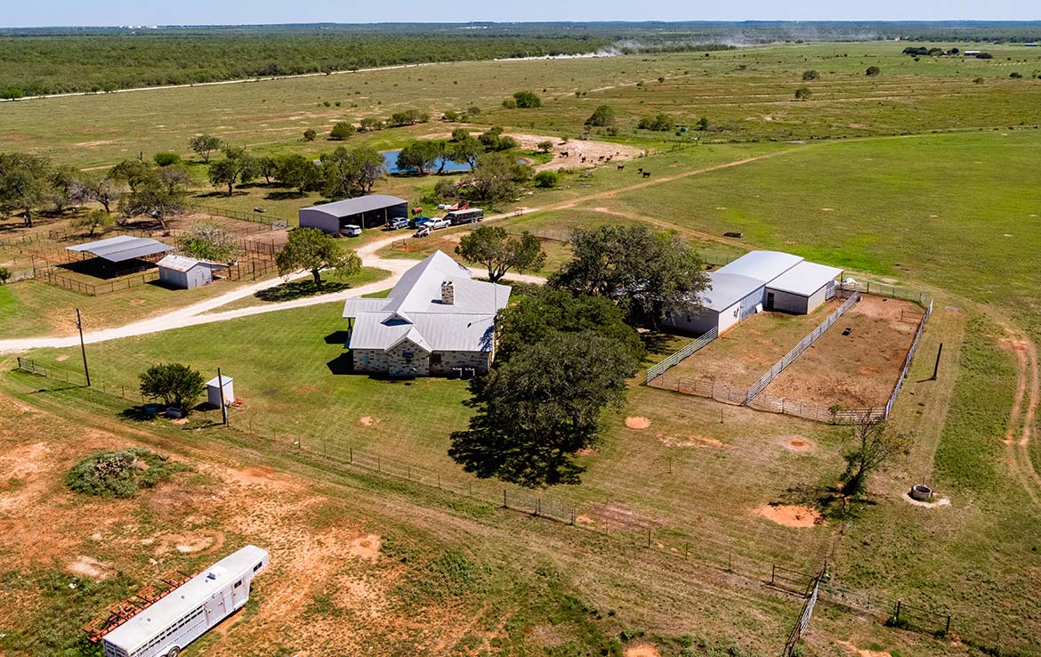 Three Oaks 383 Acre Ranch Wilson County Image 14