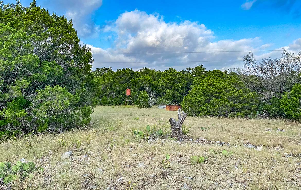 Hunter’s Paradise Ranch Texas Ranch Sales, LLC